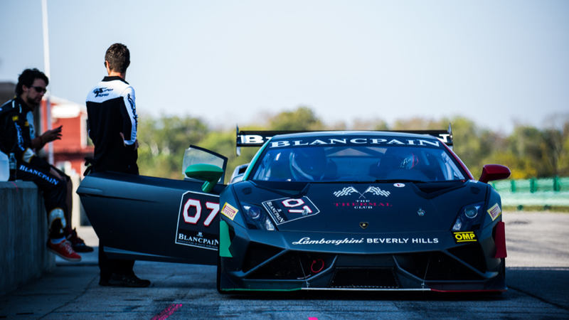 Illustration for article titled Lamborghini's Sinister Gallardo Super Trofeo Is Terrifyingly Amazing